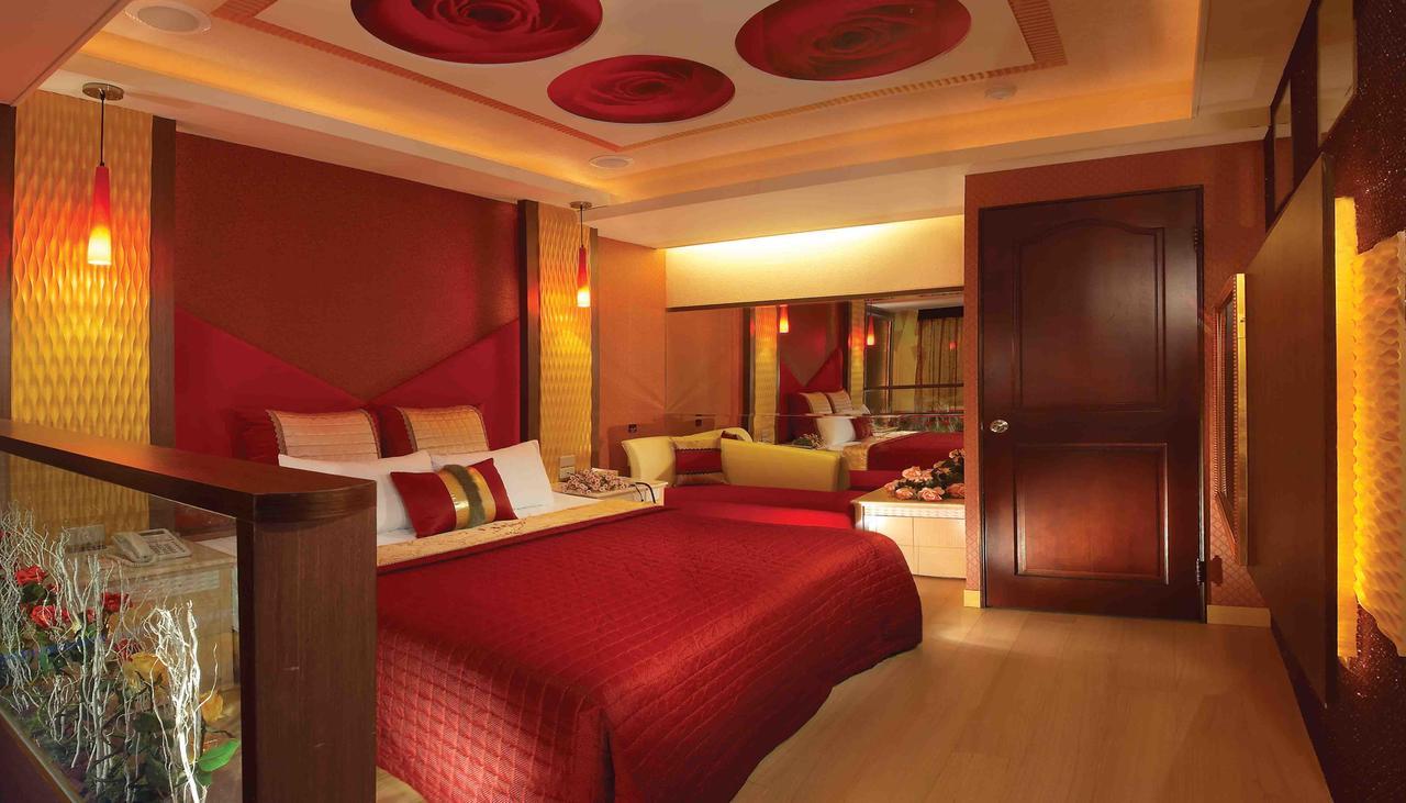 Spring Breeze Boutique Motel เกาสง ภายนอก รูปภาพ